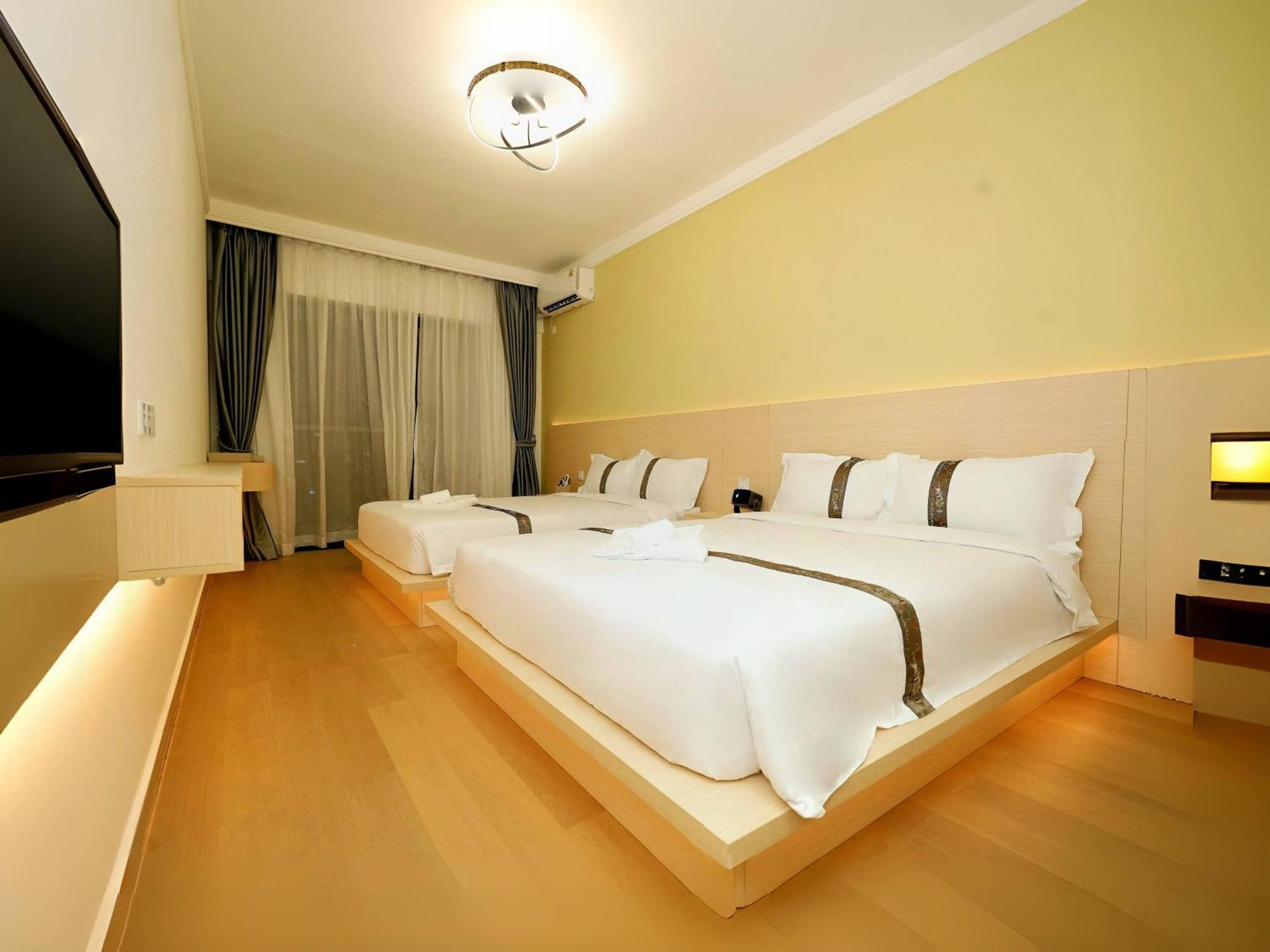 X One Hotel 金边 外观 照片
