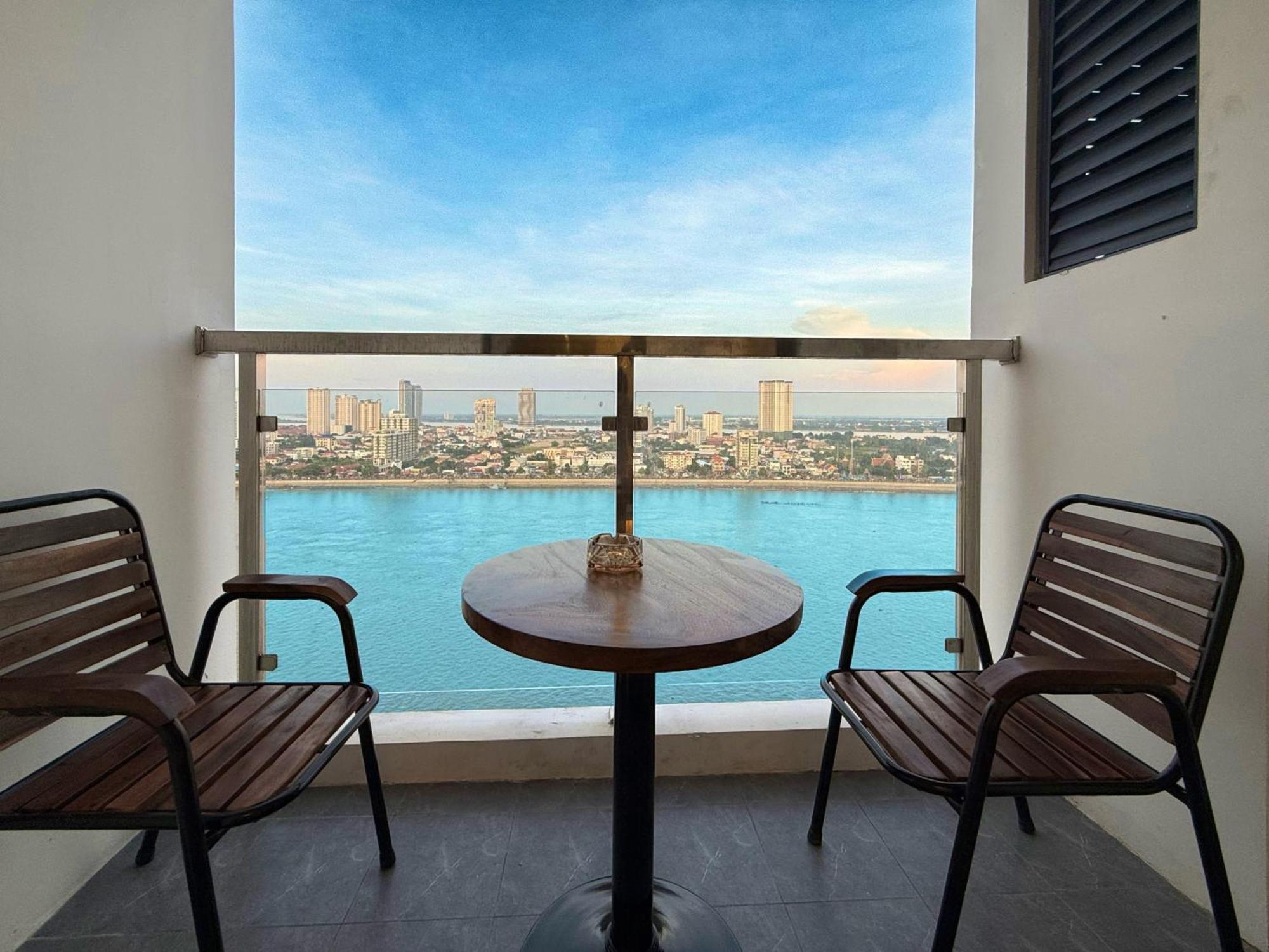 X One Hotel 金边 外观 照片