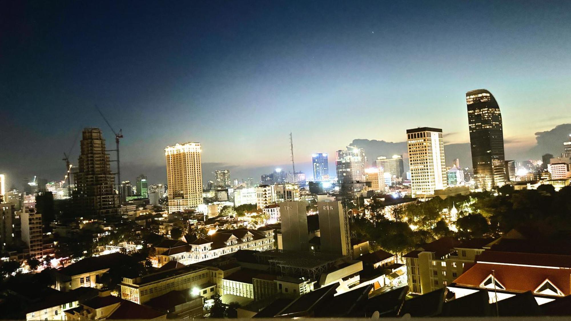 X One Hotel 金边 外观 照片